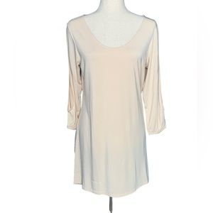 Pennington and Bailes Cream Scoop Neck Long Sleeve Tunic Top | Size M
